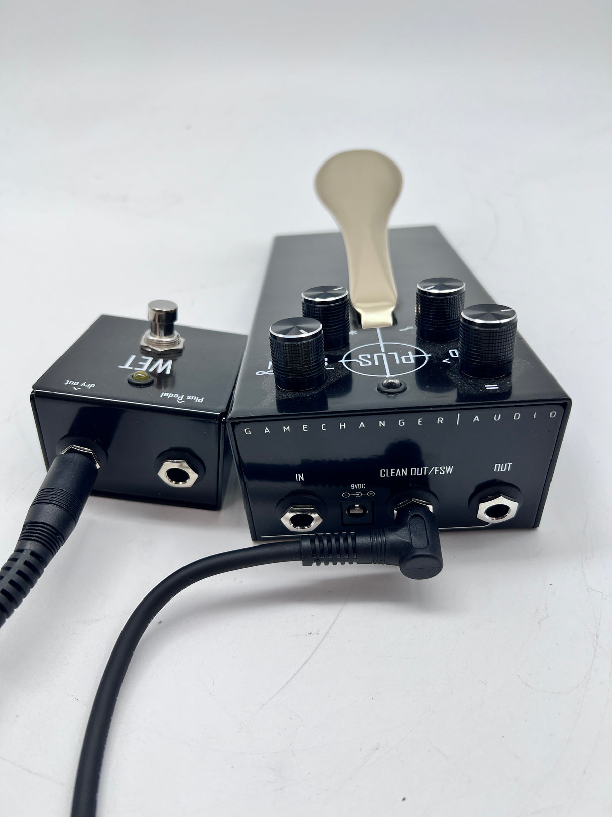 Used Gamechanger Audio Plus Pedal & Wet Footswitch Set