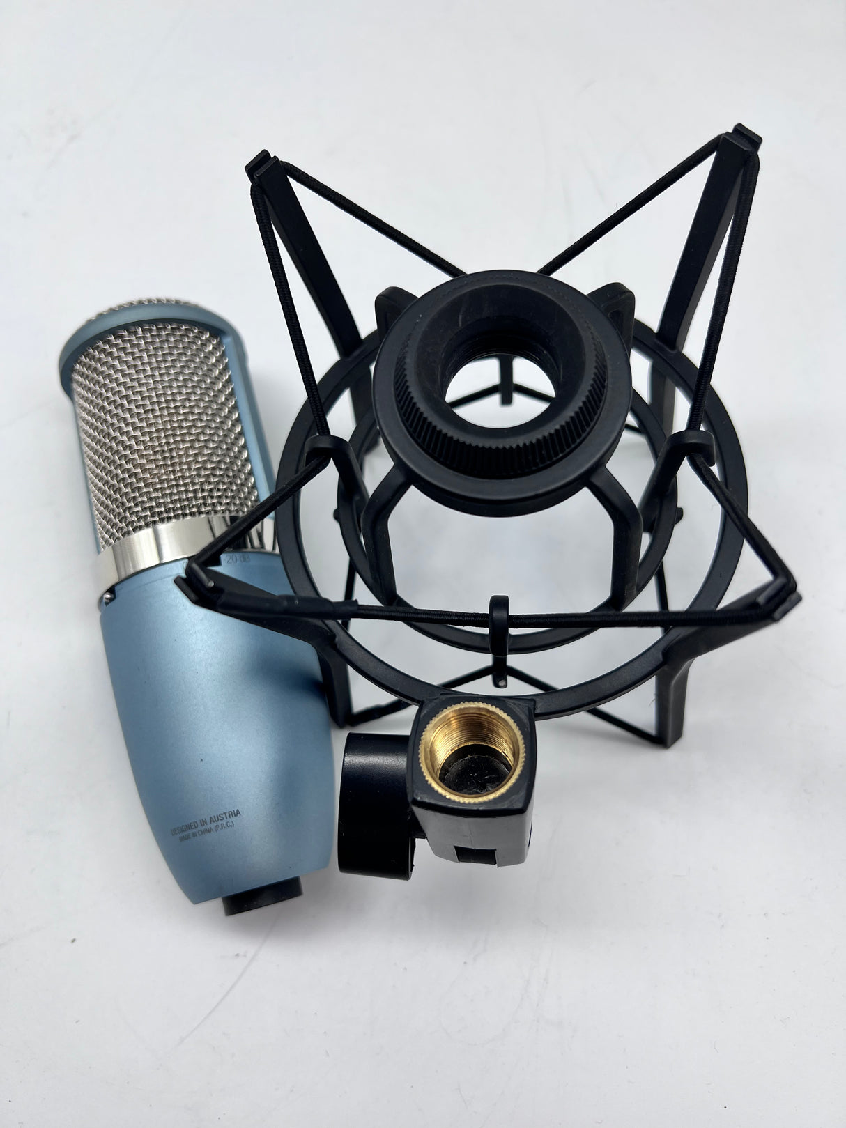 Used AKG Perception 420 Microphone W/Case