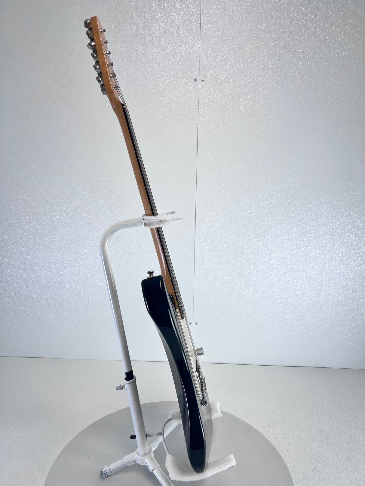 Used Fender Tom Delonge Stratocaster- Blk
