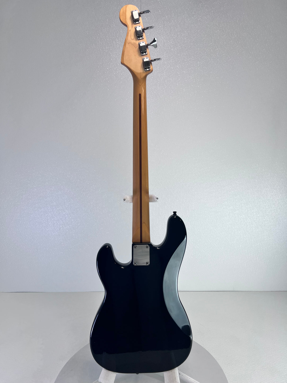 Used Squier ll Precision Bass - Black