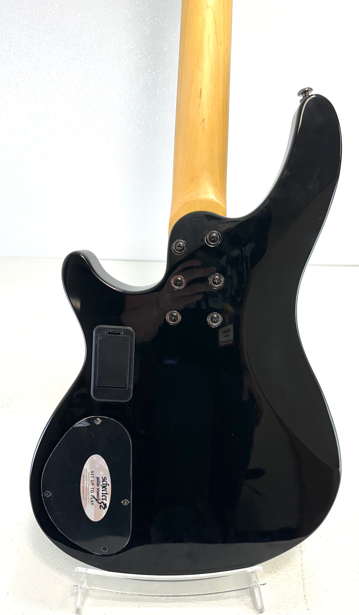 Used Schecter Omen 4 Bass W/Active Pickups - Black