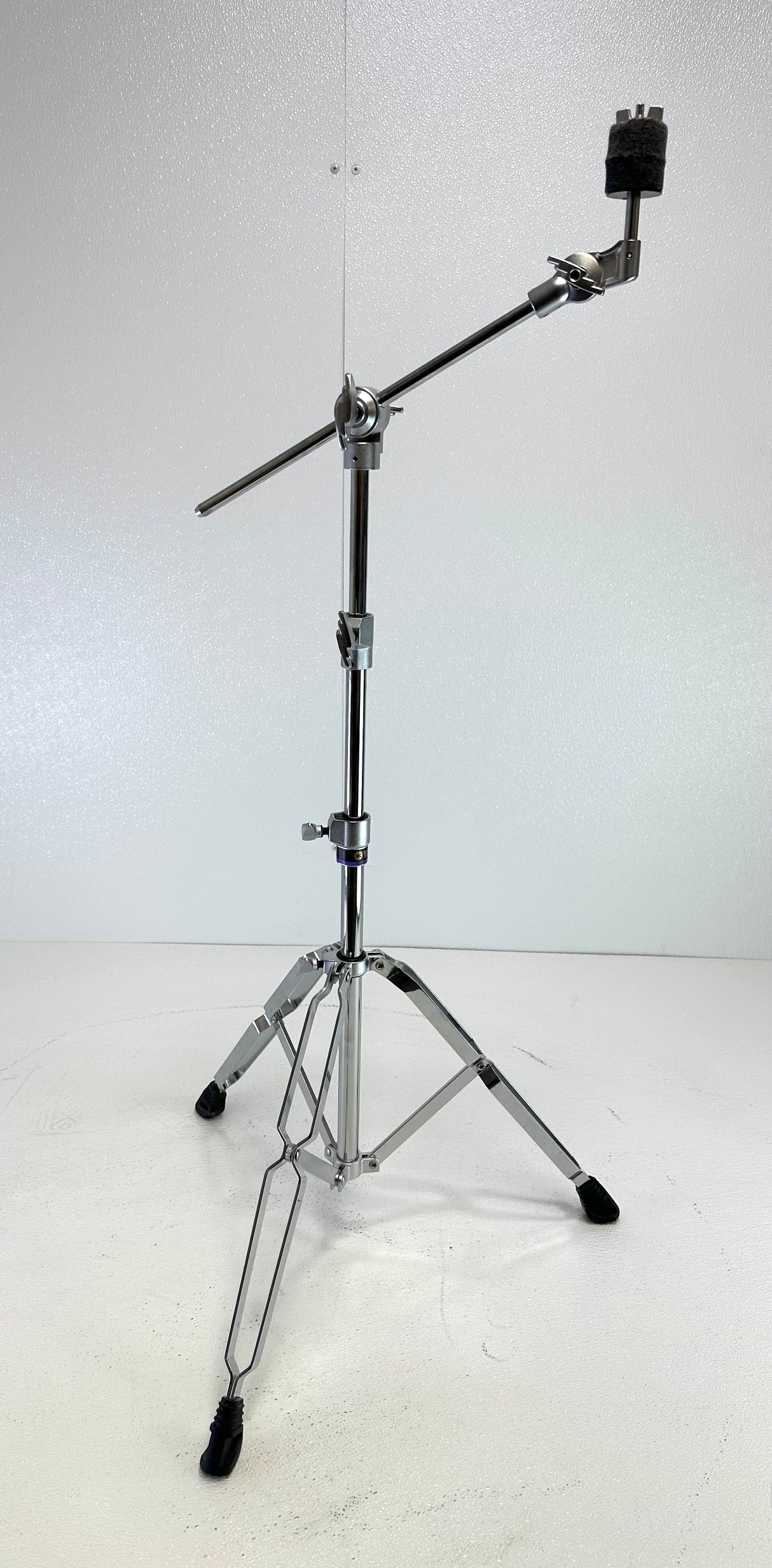 Used Yamaha C5665A Double Braced Boom Stand