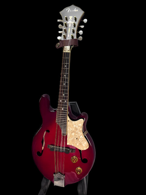Used Fender FM62SCE AC/El Mandolin