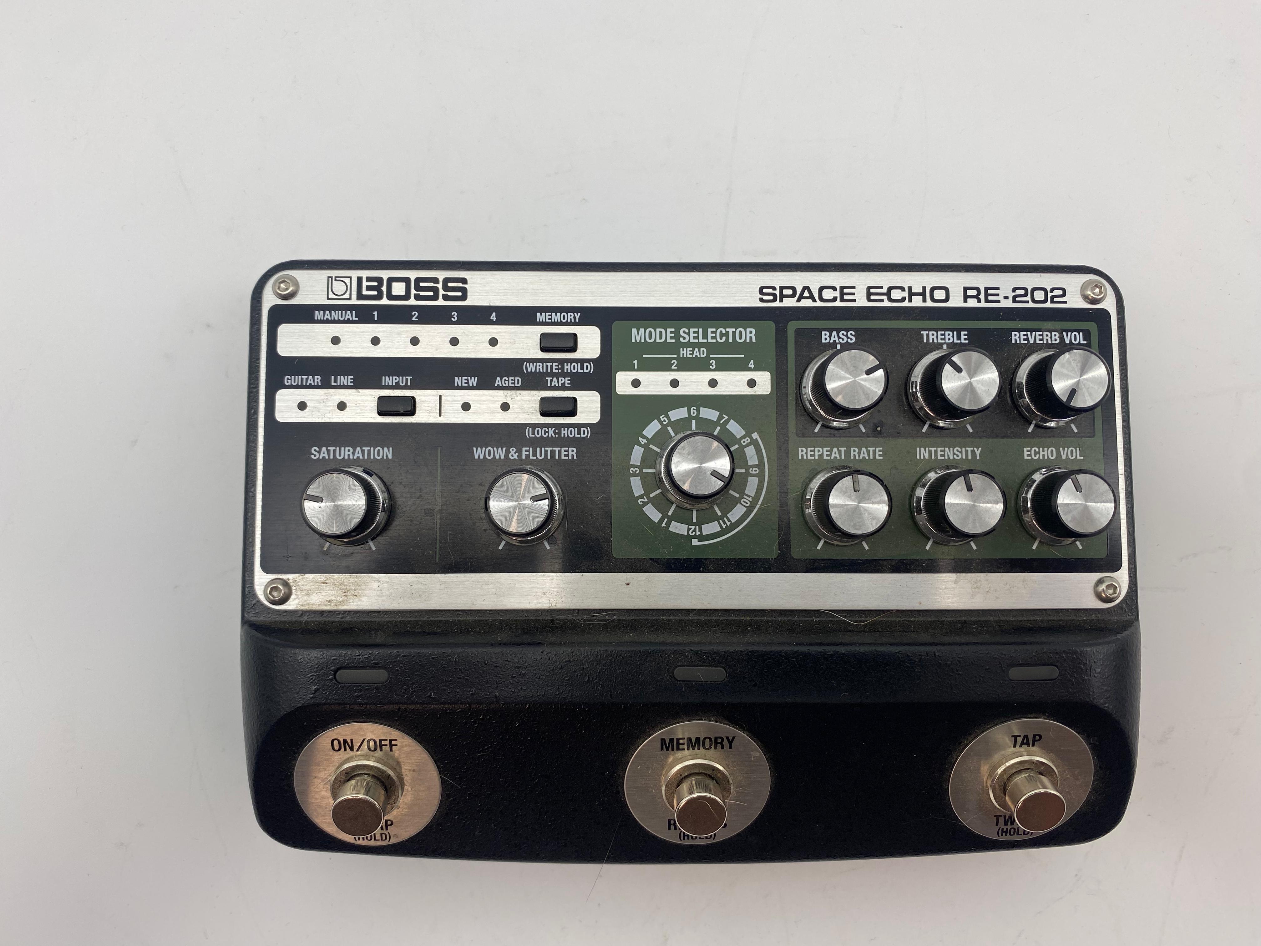BOSS RE−202 Space Echo 中古 Used Boss RE-202 Space Echo – Skip's Music