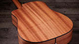 Taylor 150ce Bajo Quinto