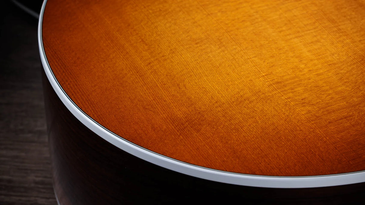 Taylor 214ce SE Honeyburst w/ bag