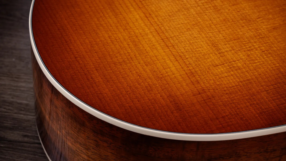 Taylor 214ce-K DLX SE Honeyburst w/ bag