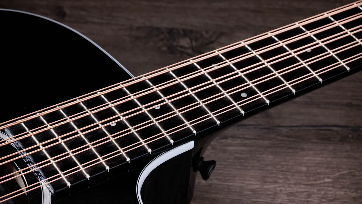 Taylor 250ce Plus BLK Bajo Quinto