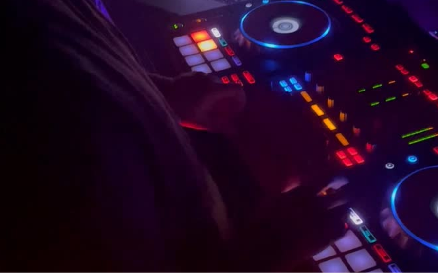 Start Spinning – DJ Program