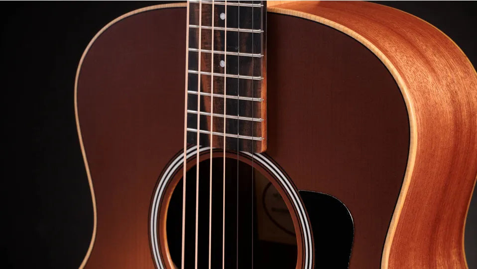 Taylor GS Mini-e SE Honeyburst w/bag