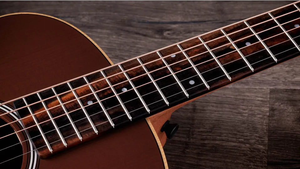 Taylor GS Mini-e SE Honeyburst w/bag