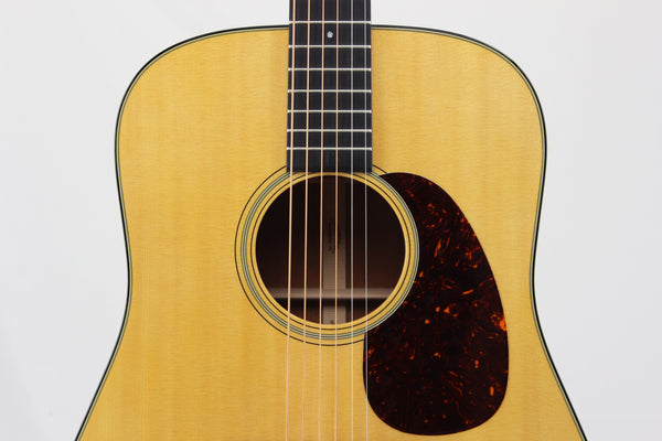 Martin D-18 Standard Series Acoustic, Natural Sitka