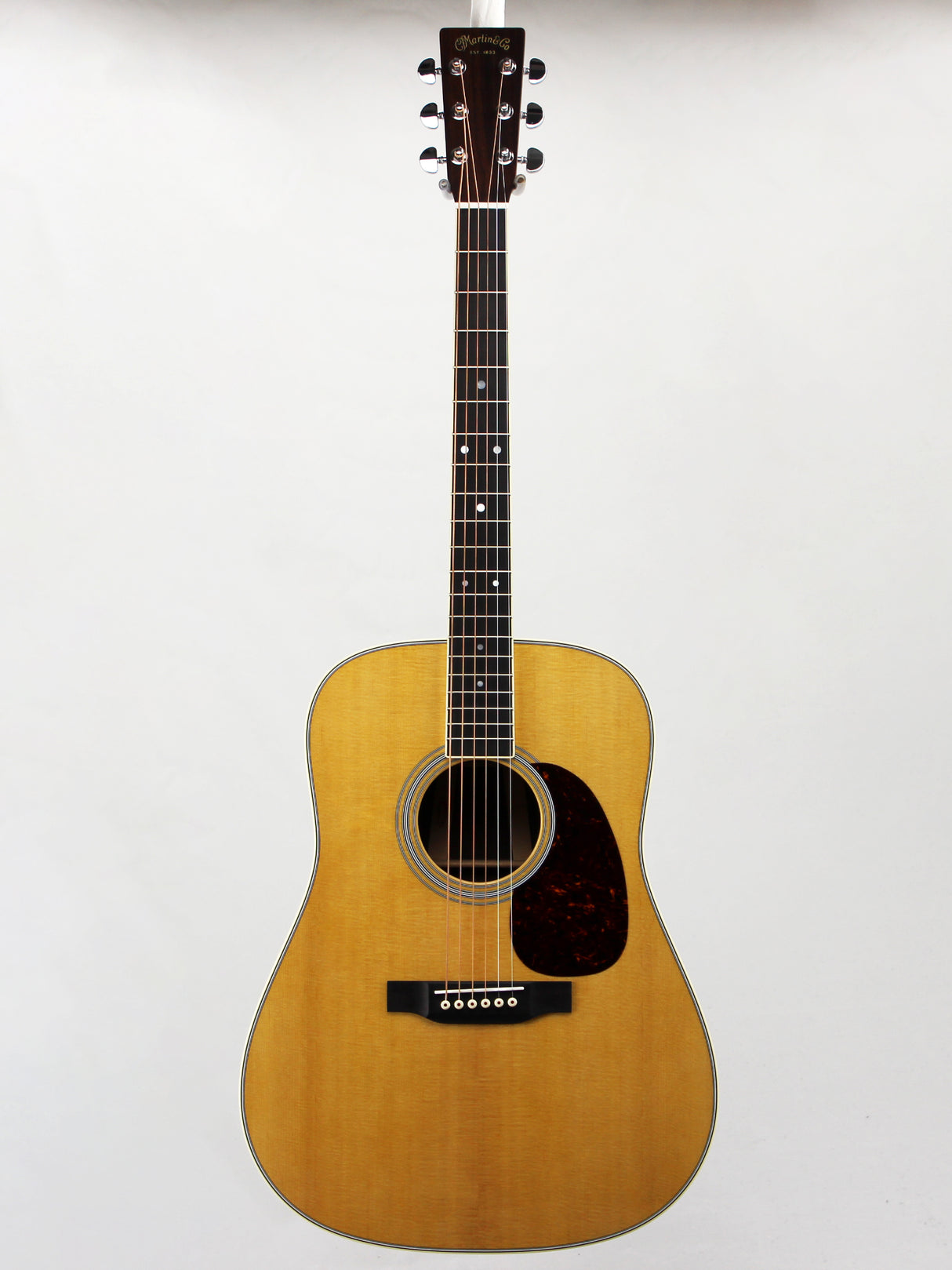 Martin D-35 Standard Series Acoustic, Natural Sitka